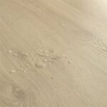 Quickstep-Classic van Quickstep in de kleur Zanderige-Greige-Eik - PVC vloeren