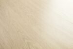 Quickstep-Eligna van Quickstep in de kleur Engelse-Eik-Beige - PVC vloeren