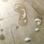 Quickstep-Impressive-Ultra van Quickstep in de kleur Klassieke-Eik-Beige - PVC vloeren