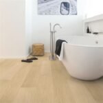 Quickstep-Impressive van Quickstep in de kleur Eik-Witvernist - PVC vloeren