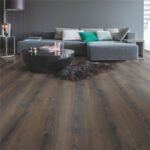 Quickstep-Majestic van Quickstep in de kleur Woestijn-Eik-Geborsteld-Donkerbruin - PVC vloeren