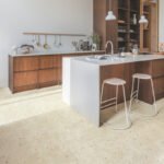 Quickstep-Muse van Quickstep in de kleur Botanisch-beton - PVC vloeren